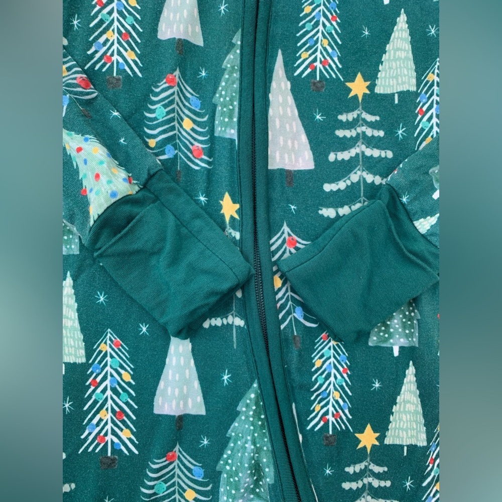 Little Sleepies Size 12-18 Months Twinkling Trees Christmas Zippy Pajamas - Picture 5 of 8